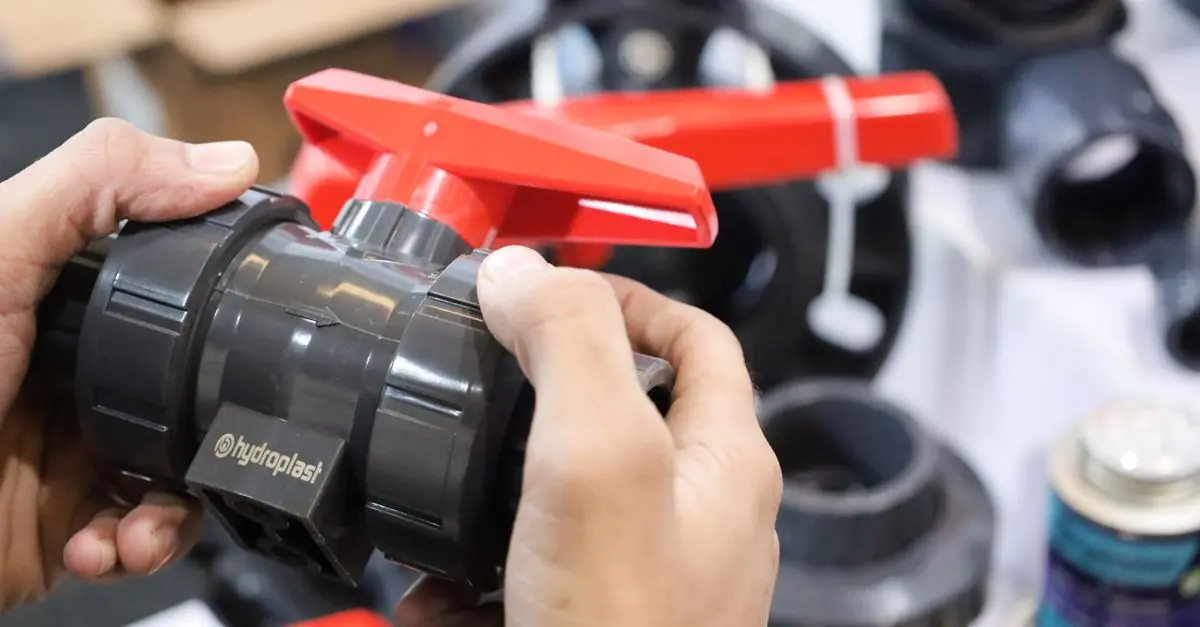 5 astuces pour garantir la disponibilité d'un plombier rapidement